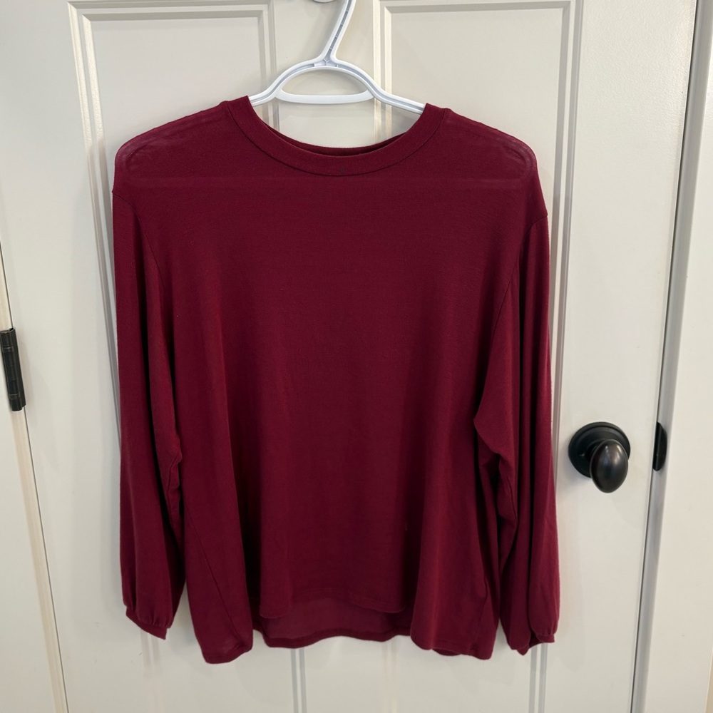 NWT Velvet by Graham and Spencer Burgundy Top